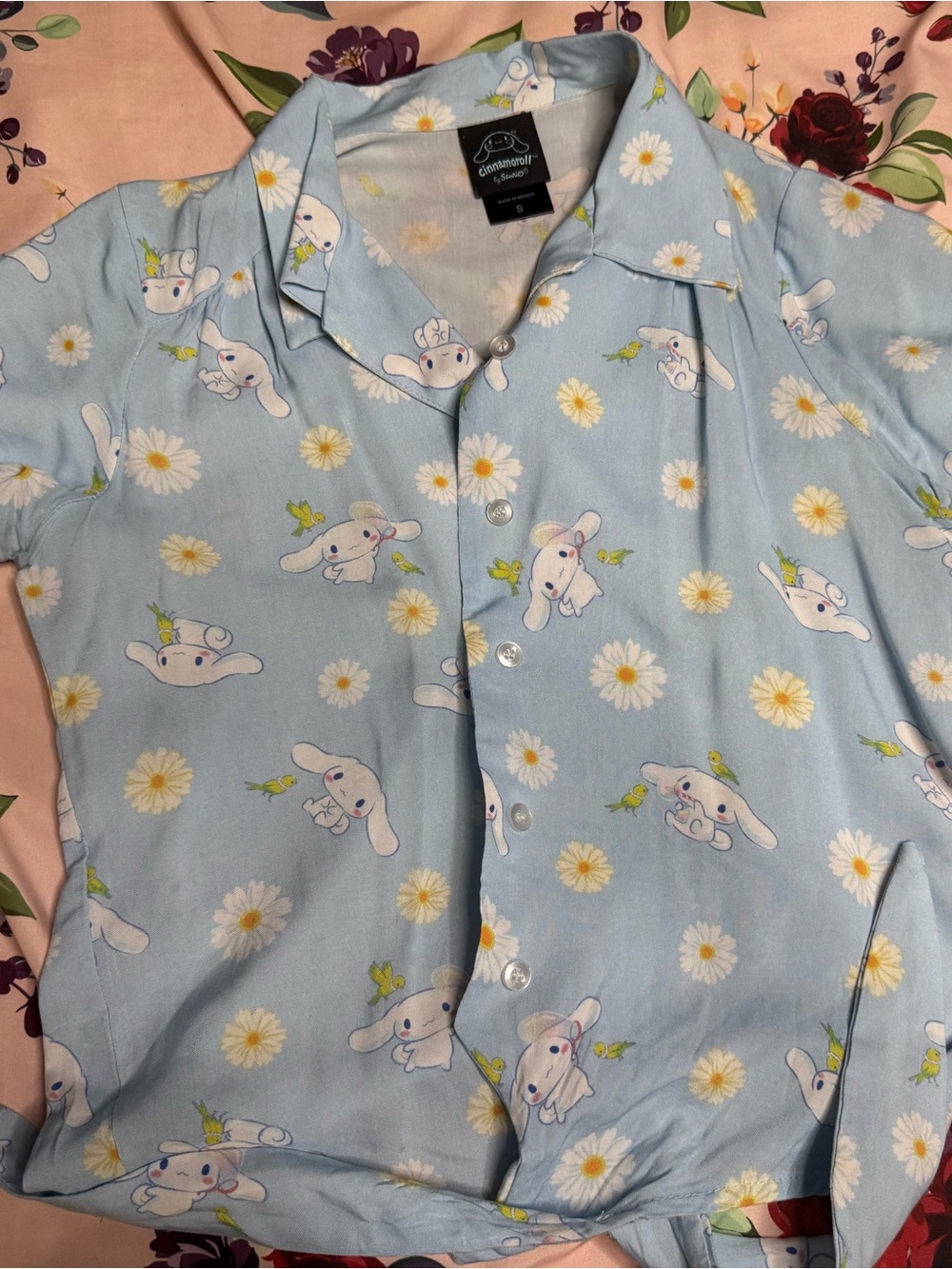Hot Topic Light Blue Cinnamoroll Daisy Short Sleeve Top